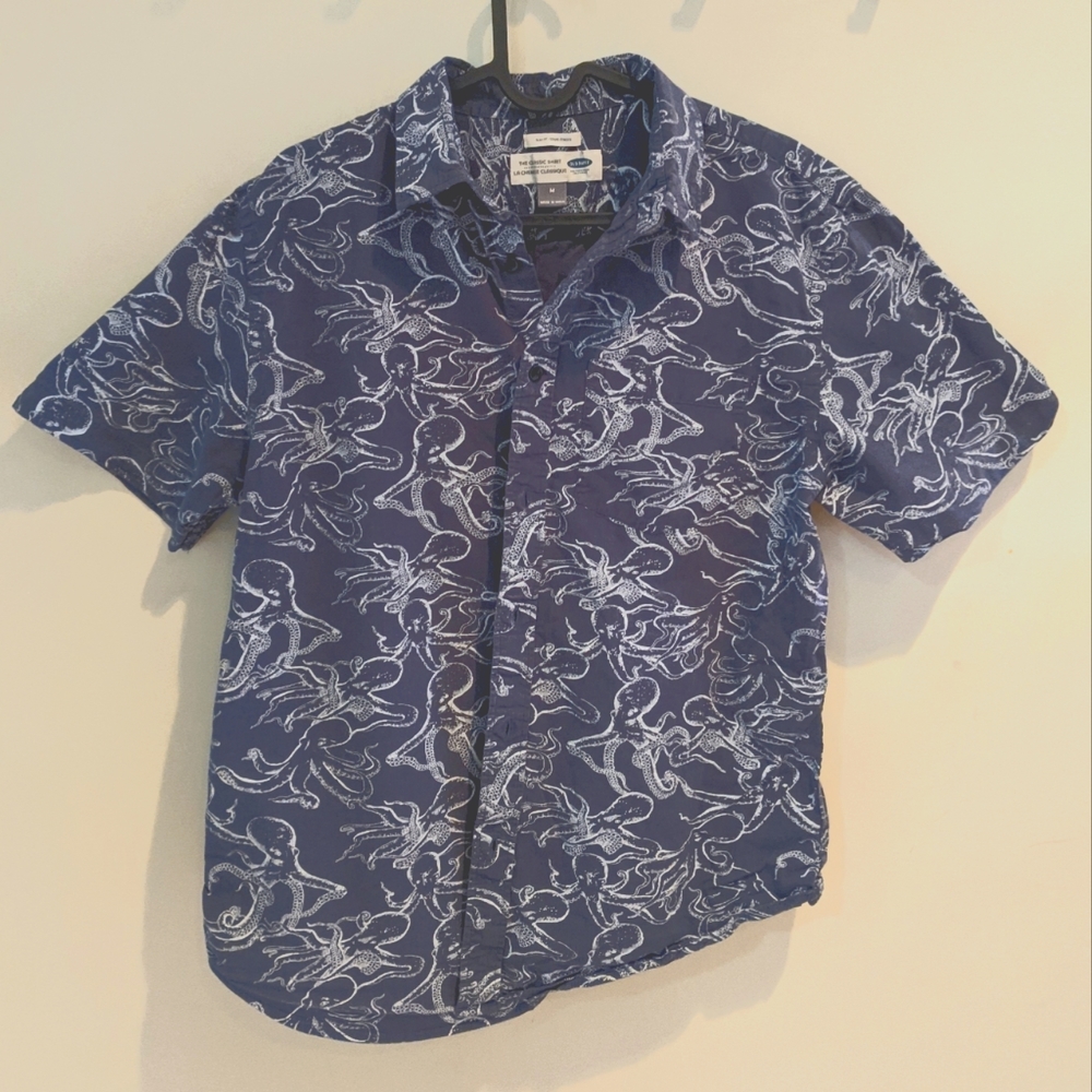 OCTOPUS PATTERNED CASUAL BUTTON DOWN